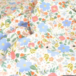 Tissu Rifle Paper en coton imprimé fleurs Wild rose fond blanc- collection Primavera
