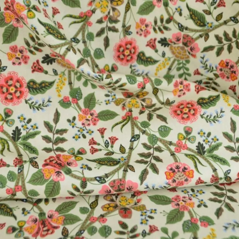 Tissu Rifle Paper motif fleurs indiennes fond écru - Collection Gracie