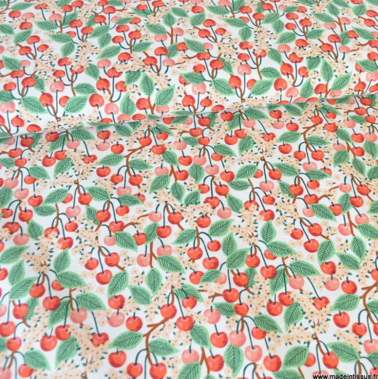 Tissu Rifle Paper motif fleurs de cerisiers et cerises fond écru - Collection Garden Party