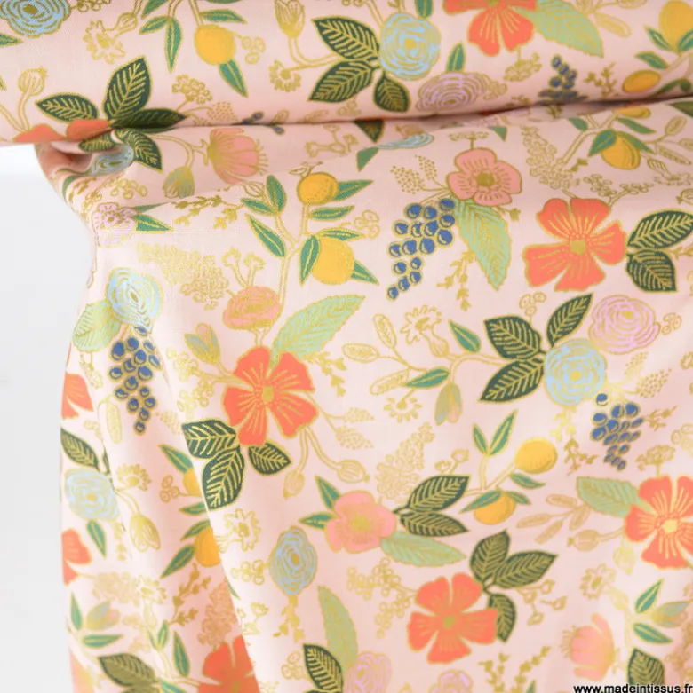 Tissu Rifle Paper Orchard motif petites fleurs Blush métallisé - Collection Garden Party