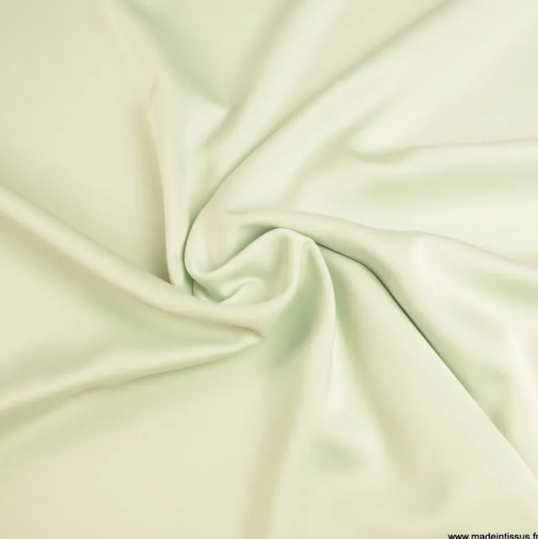 Tissu Satin microfibre fluide menthe claire