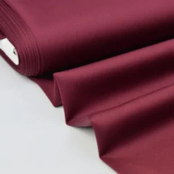 Tissu Satin microfibre fluide bordeaux
