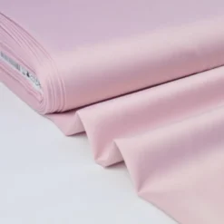 Tissu Satin microfibre fluide rose clair