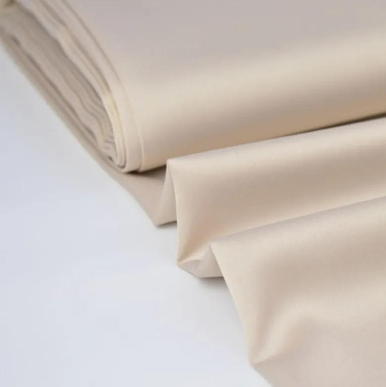 Tissu Satin microfibre fluide beige