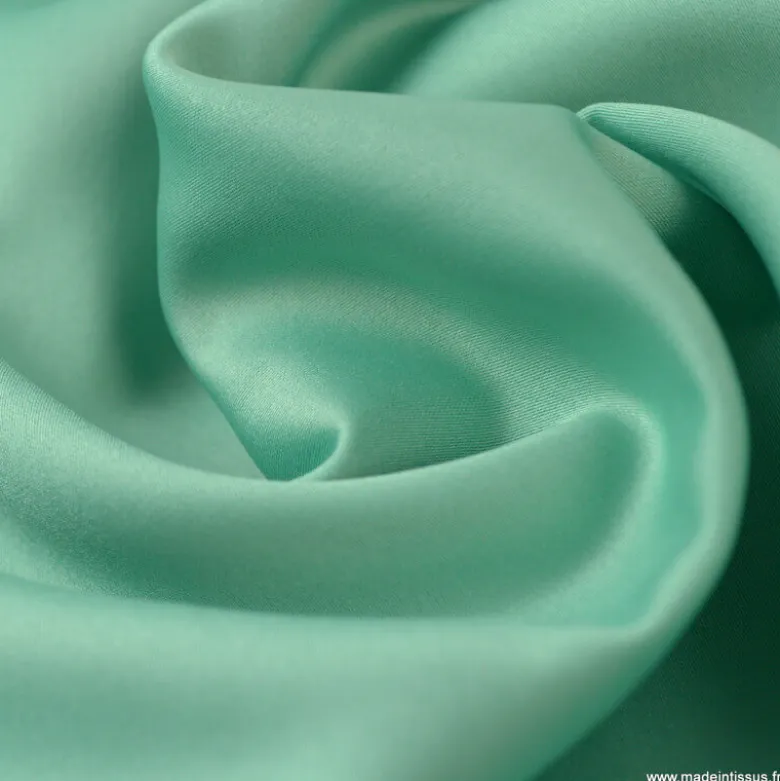 Tissu satin microfibre fluide uni Vert Emeraude