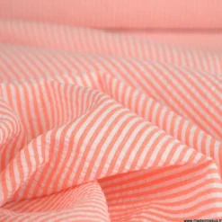 Tissu seersucker à rayures Corail et blanc