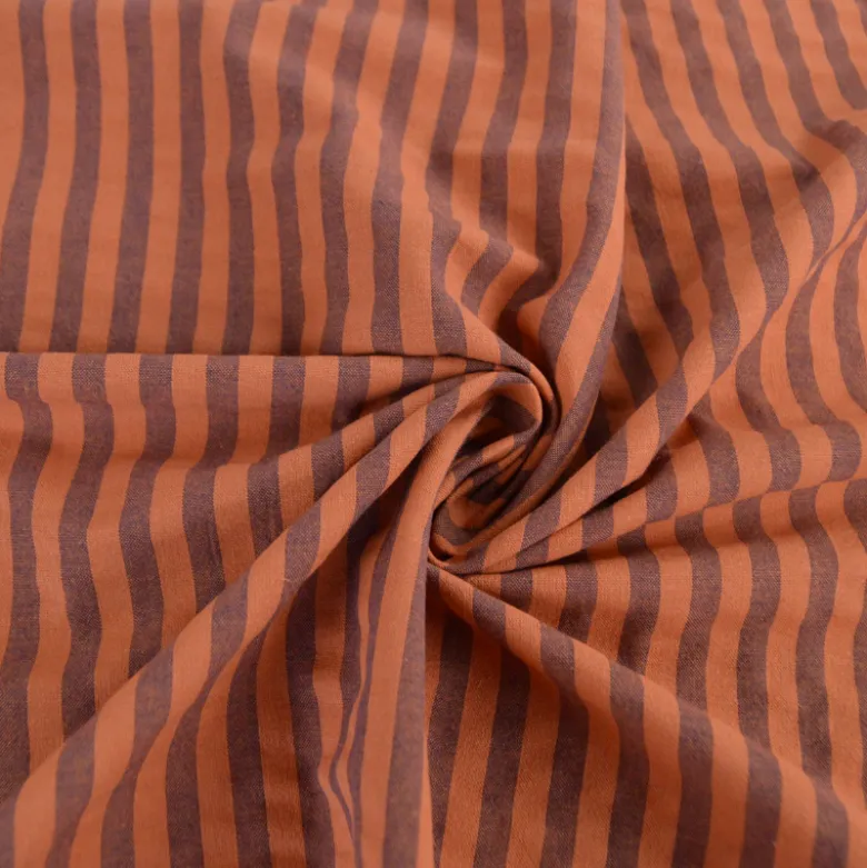 Tissu seersucker à rayures larges - Caramel et Aubergine