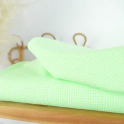 Tissu seersucker Vichy petits carreaux vert fluo