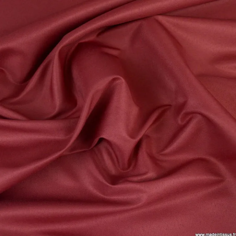 Tissu sergine bordeaux pour robe de mariée