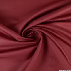 Tissu sergine bordeaux pour robe de mariée