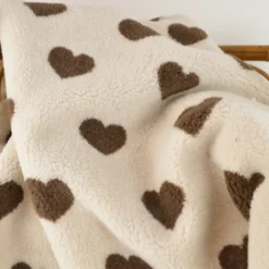 Tissu Sherpa lourde motif coeurs chocolat - OEKO TEX
