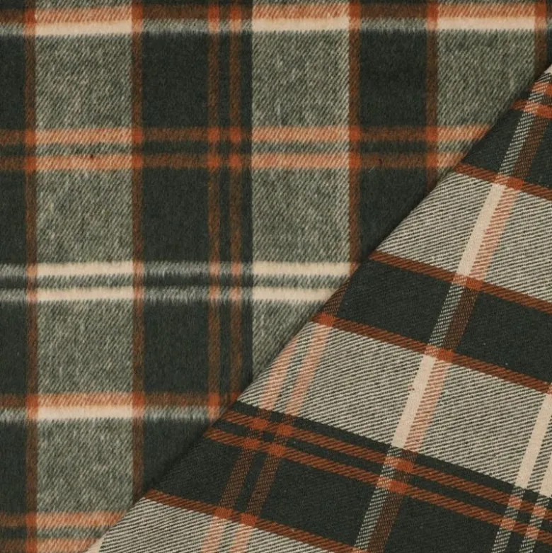 Tissu Tartan Écossais Loch Ness – Carreaux Vert, Orange et Écru