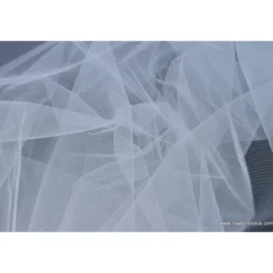 Tissu Tulle souple robe de mariée blanc en 3.00m de large .