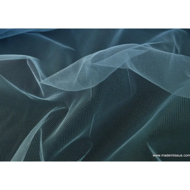 Tissu Tulle souple robe de mariée ciel en 3.00m de large .