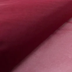 Tissu Tulle souple robe de mariée bordeaux en 3.00m de large .