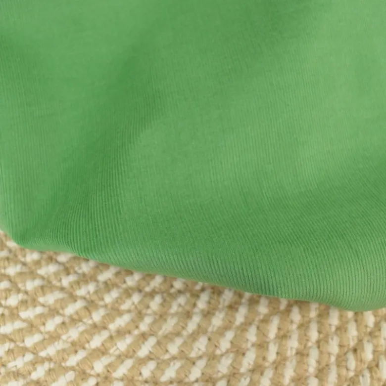Tissu velours côtelé milleraies coton vert feuille -oeko tex