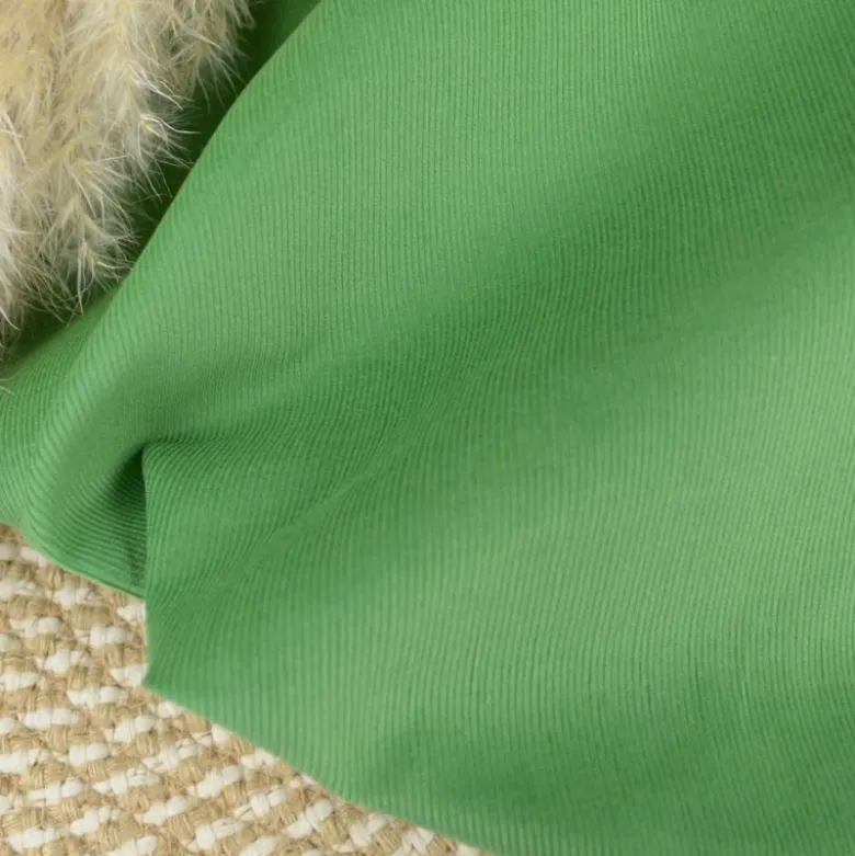 Tissu velours côtelé milleraies coton vert feuille -oeko tex