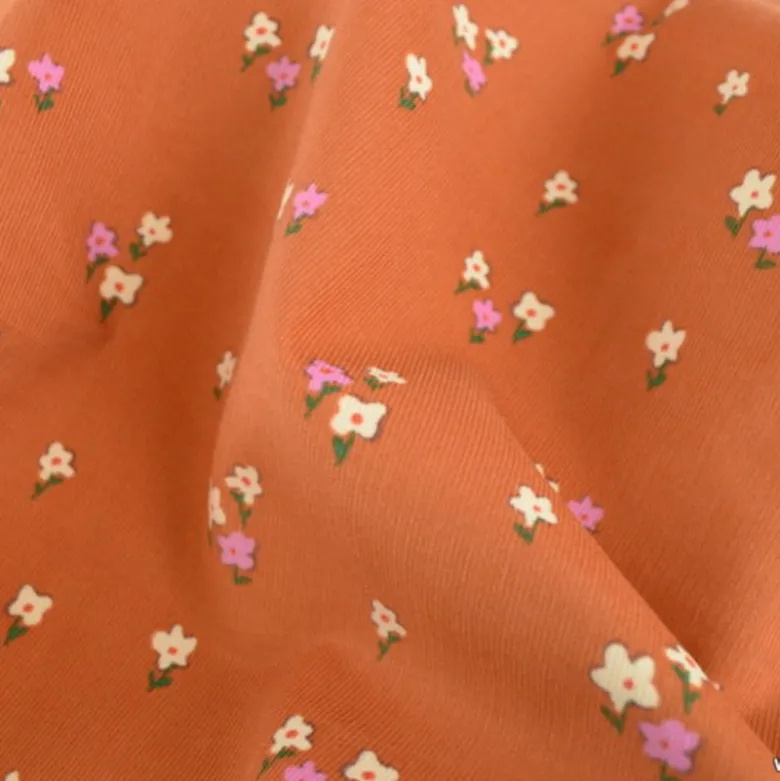Tissu velours milleraies Joyflo motif fleurs rouille et écru - OEKO TEX