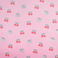 Tissu velours milleraies Poppy motif cerises foil fond rose - OEKO TEX