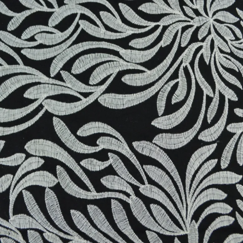 Tissu viscose lin brodé & festonné - Noir