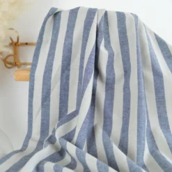 Tissu Viscose Lin à rayures bleu marine