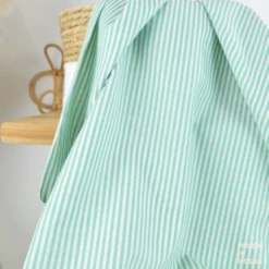 Tissu viscose mélangée à rayures vertes et blanches