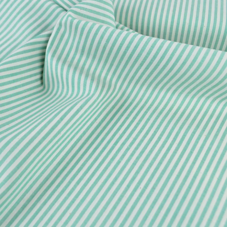 Tissu viscose mélangée à rayures vertes et blanches