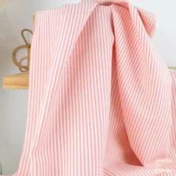 Tissu viscose mélangée à rayures vieux Corail et blanc