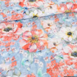 Tissu Viscose motif fleurs roses et bleues - Livia