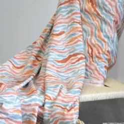 Tissu viscose Stretch motif zebré skin fond écru