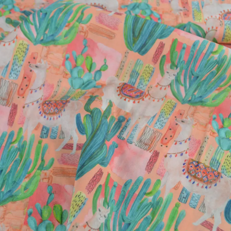 Tissu voile de coton motif cactus et lamas - corail