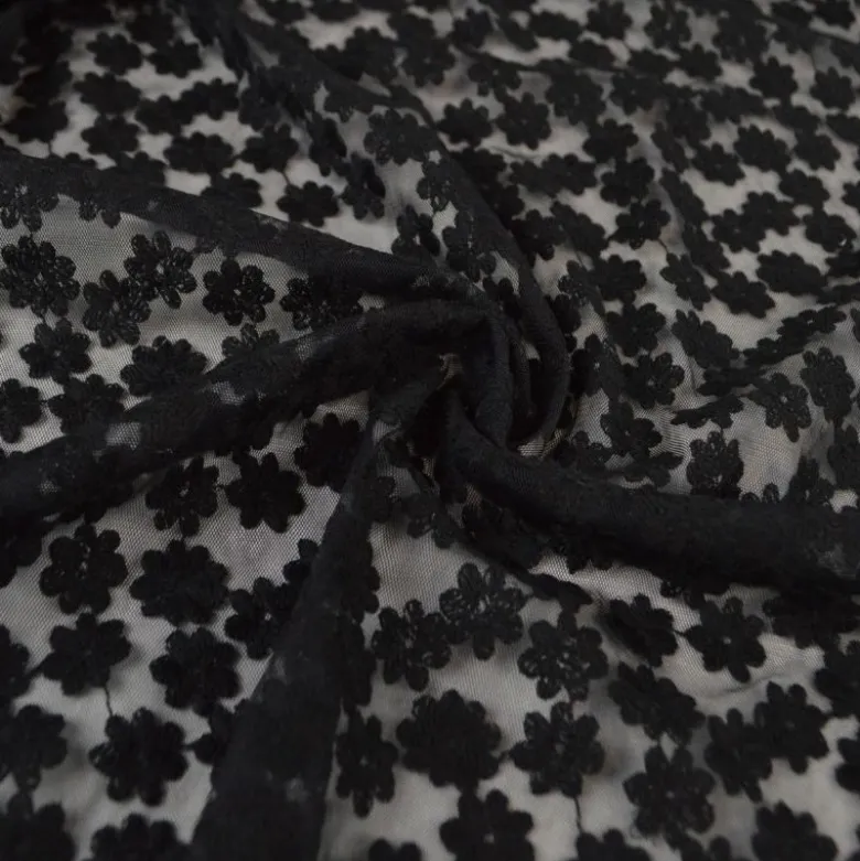 Tulle brodé Izia - Noir