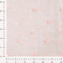 Tulle brodé rose brodé de coeurs roses