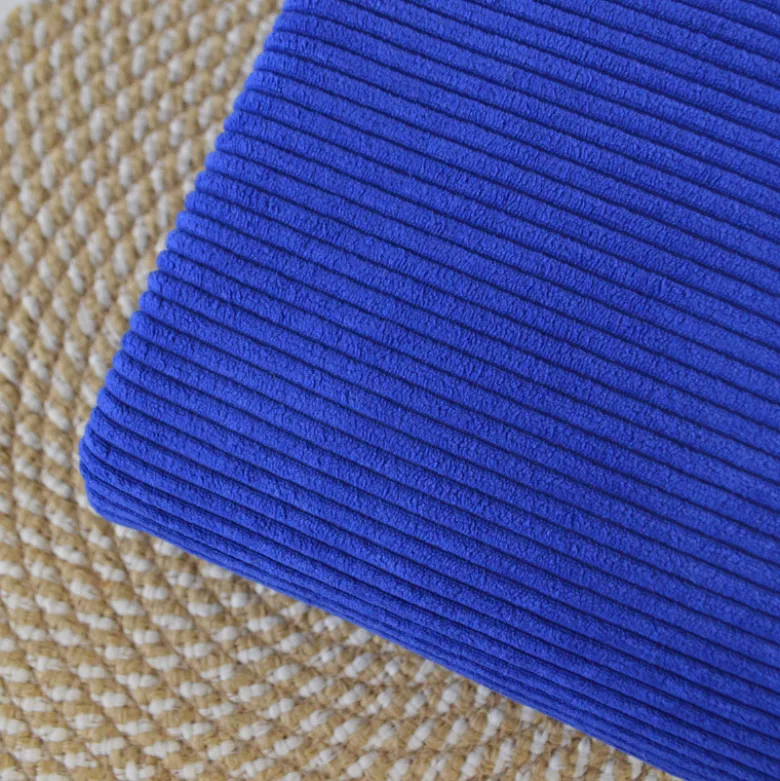 Velours grosses côtes d'ameublement Huggy - Bleu roi